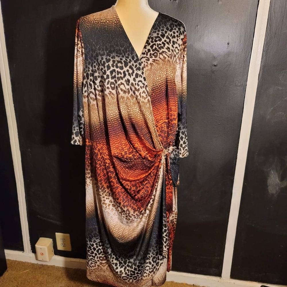 Animal print wrap dress ♡